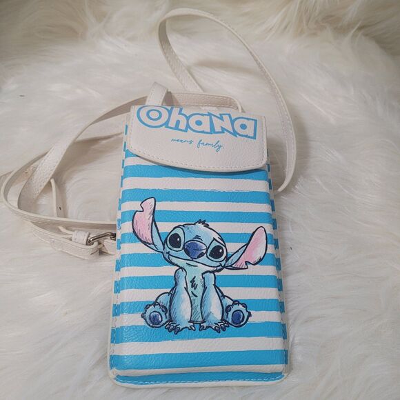 Disney Ohana Stitch Danielle Nicole Tech Crossbody bag Women's‎ - Picture 1 of 5